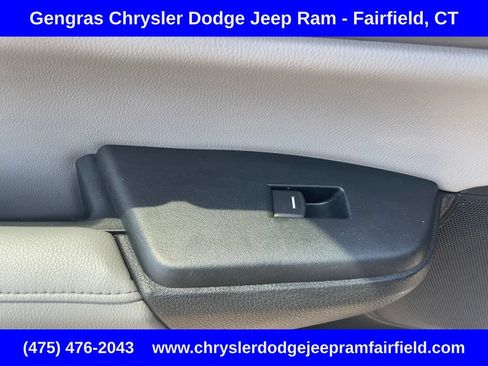 Used 2017 Honda CR-V Touring image 36