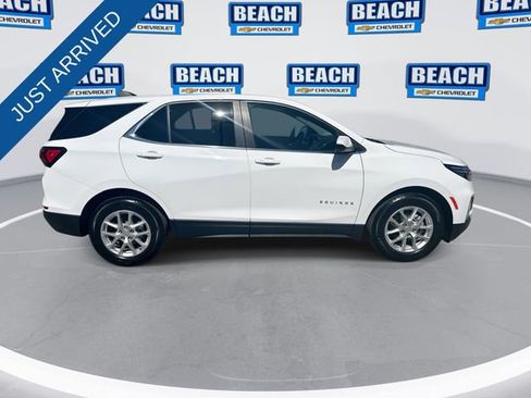 Used 2024 Chevrolet Equinox LT image 9
