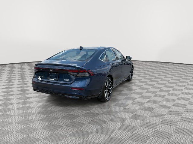 Used 2024 Honda Accord Touring image 10
