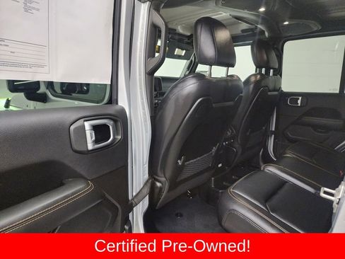 Certified 2024 Jeep Wrangler Unlimited Sahara w/ Technology Group AWD/4WD image 23
