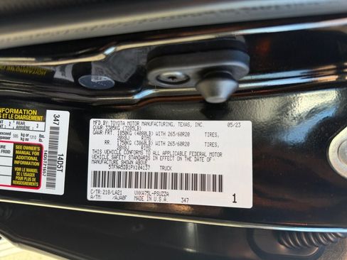 Used 2023 Toyota Tundra Platinum AWD/4WD image 37