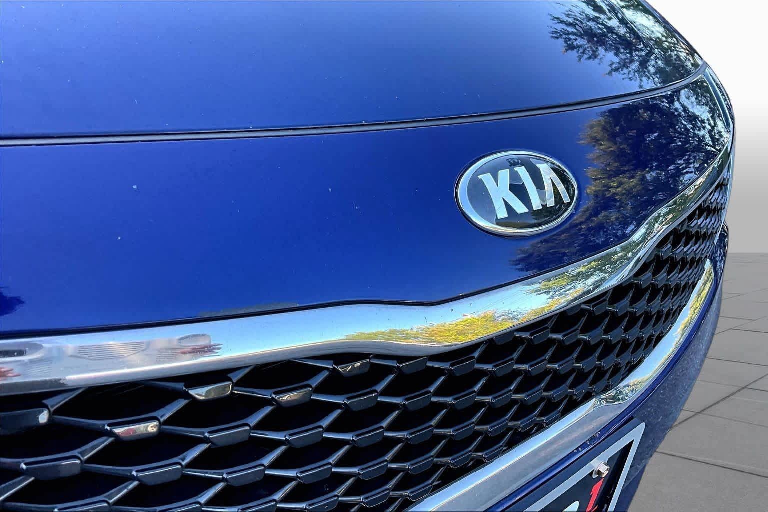 Used 2017 Kia Optima LX w/ Driver Convenience Package FWD image 28