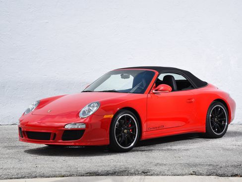 Used 2012 Porsche 911 Carrera GTS RWD image 27