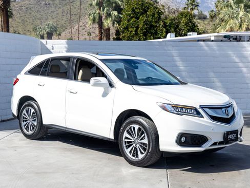 Used 2016 Acura RDX AWD w/ Advance Package image 2