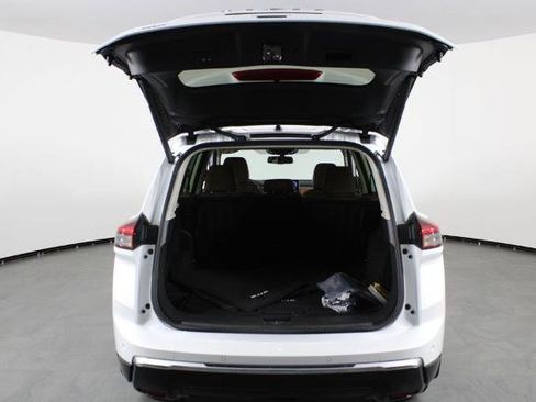 Certified 2026 Nissan Rogue Platinum w/ Platinum Premium Package AWD/4WD image 17