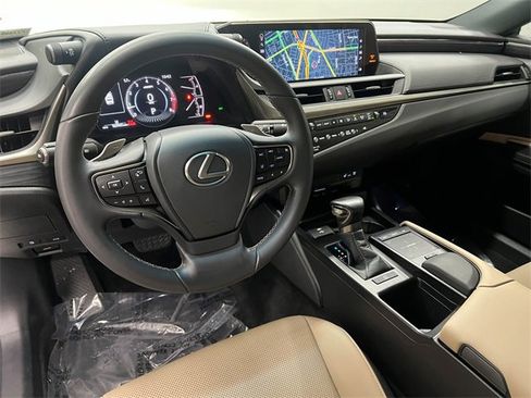 Certified 2021 Lexus ES 350 w/ Premium Package image 17