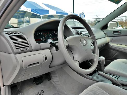 Used 2003 Toyota Camry LE image 21