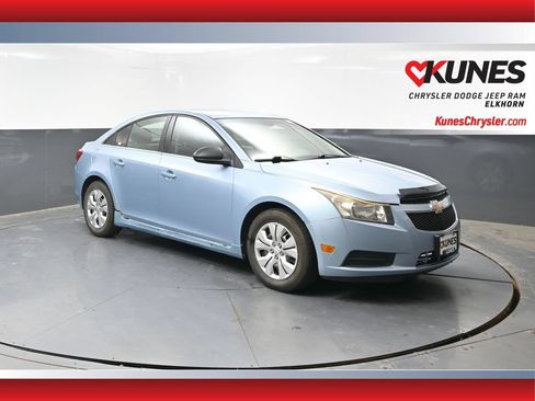 Used 2012 Chevrolet Cruze LS FWD image 1