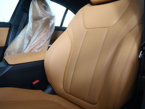 New 2026 BMW 330i Sedan w/ Premium Package image 10