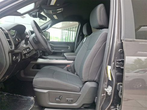 New 2025 RAM 2500 Big Horn image 8