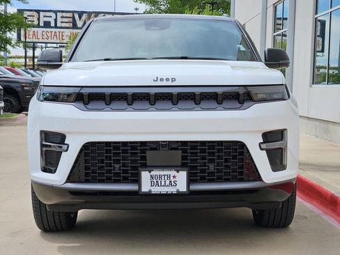 New 2026 Jeep Grand Wagoneer Summit image 5