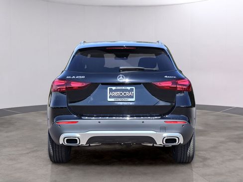 New 2026 Mercedes-Benz GLA 250 4MATIC image 6