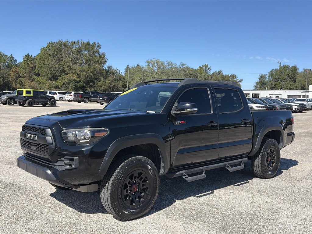 Used 2019 Toyota Tacoma TRD Pro AWD/4WD image 2