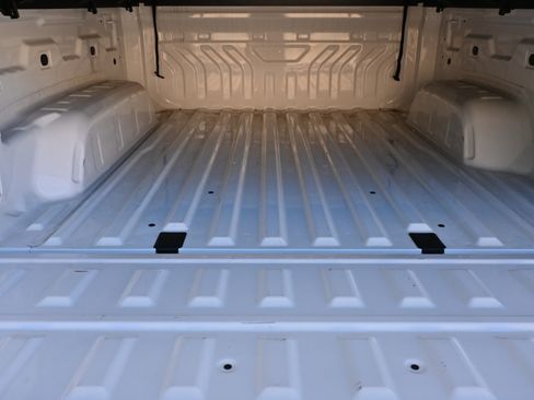 Used 2024 Chevrolet Silverado EV W/T image 18