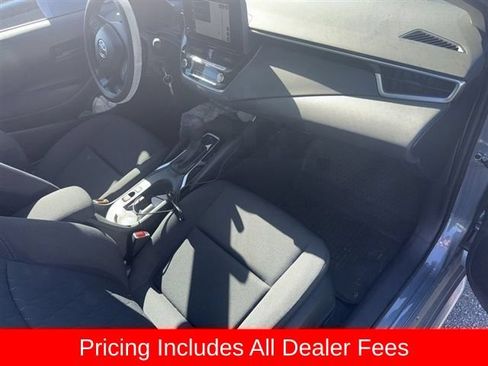 Used 2024 Toyota Corolla LE FWD image 5