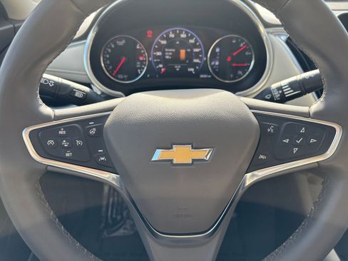 Used 2024 Chevrolet Malibu LT image 28