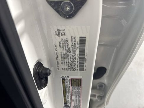 Used 2018 Honda CR-V EX image 36
