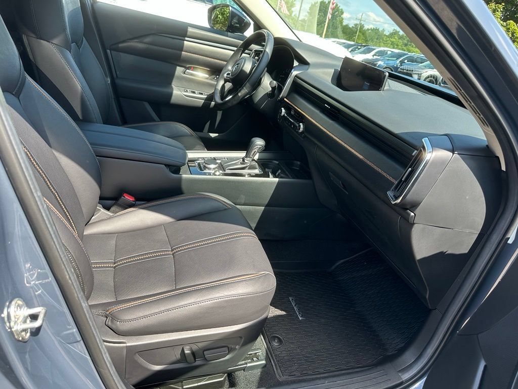 Used 2024 MAZDA CX-50 AWD 2.5 S w/ Weather Package image 32