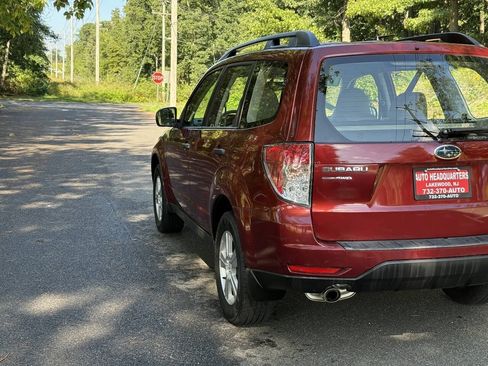 Used 2012 Subaru Forester 2.5X w/ Alloy Wheel Pkg AWD/4WD image 8