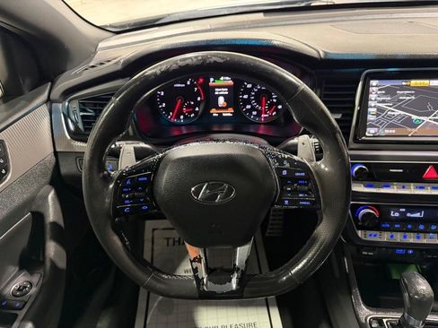 Used 2018 Hyundai Sonata Limited FWD image 21