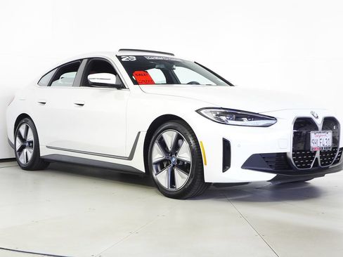 Used 2023 BMW i4 eDrive35 RWD image 4