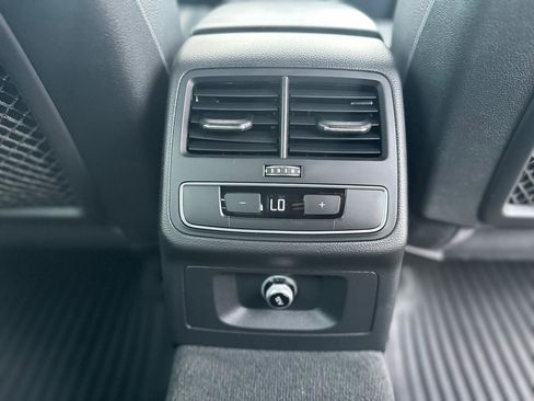 Used 2017 Audi A4 2.0T Ultra Premium w/ Convenience Package image 24