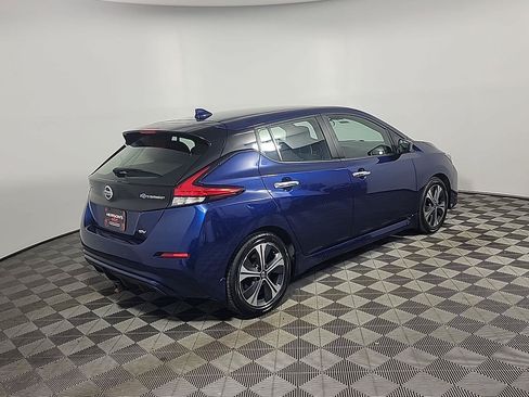 Used 2022 Nissan Leaf SV FWD image 4