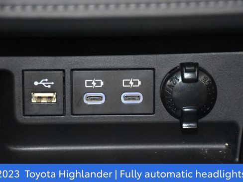 Certified 2023 Toyota Highlander XLE image 18