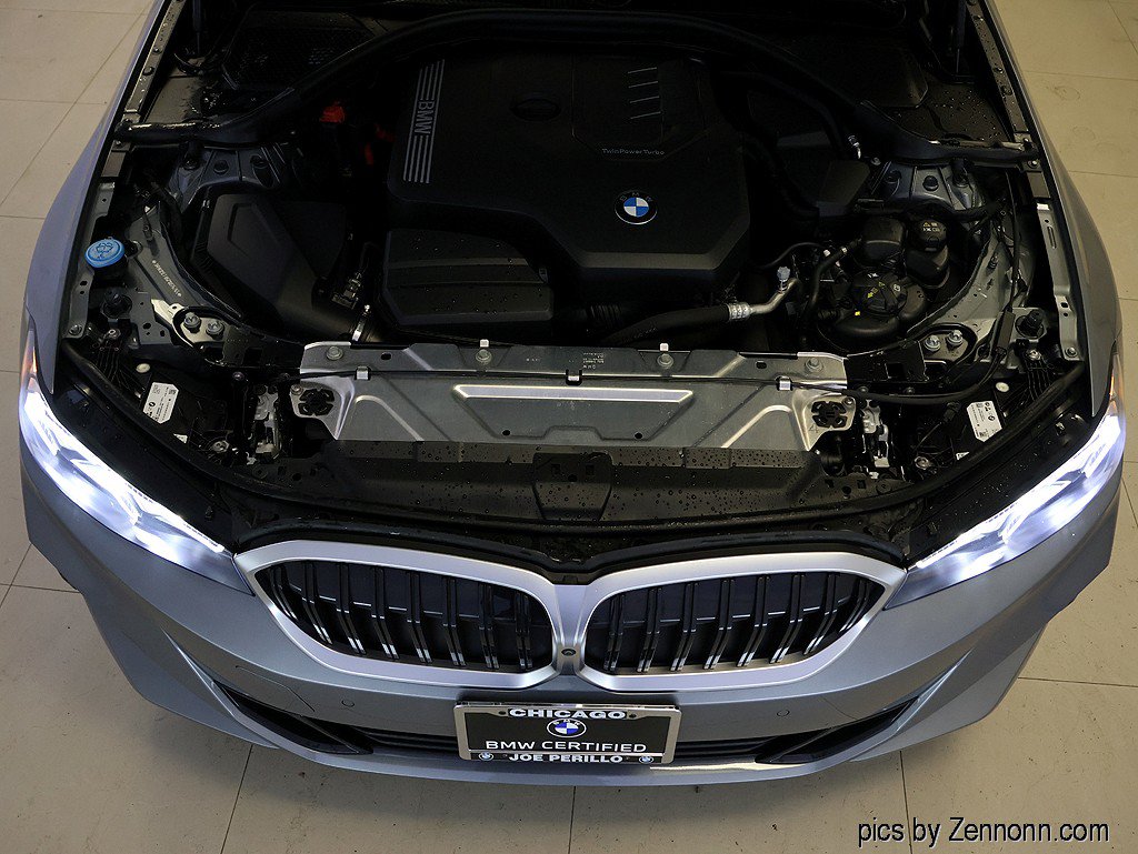 Certified 2023 BMW 330i xDrive Sedan w/ Premium Package AWD/4WD image 38