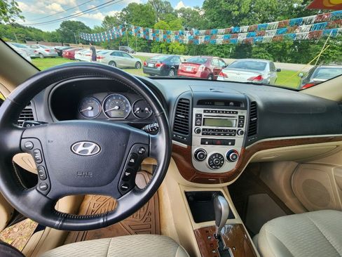 Used 2007 Hyundai Santa Fe SE FWD image 12