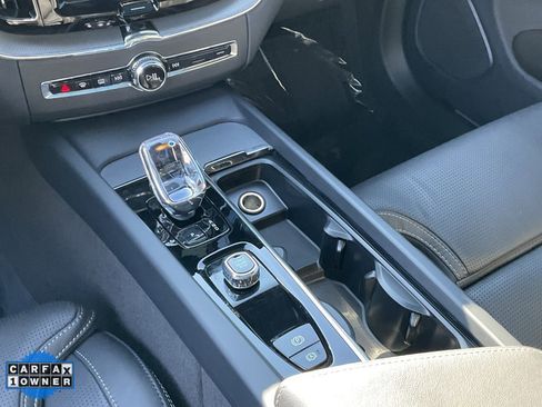 Used 2024 Volvo XC60 T8 Ultimate w/ Protection Package Premier image 45