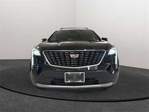 Used 2019 Cadillac XT4 Premium Luxury w/ Technology Package image 2