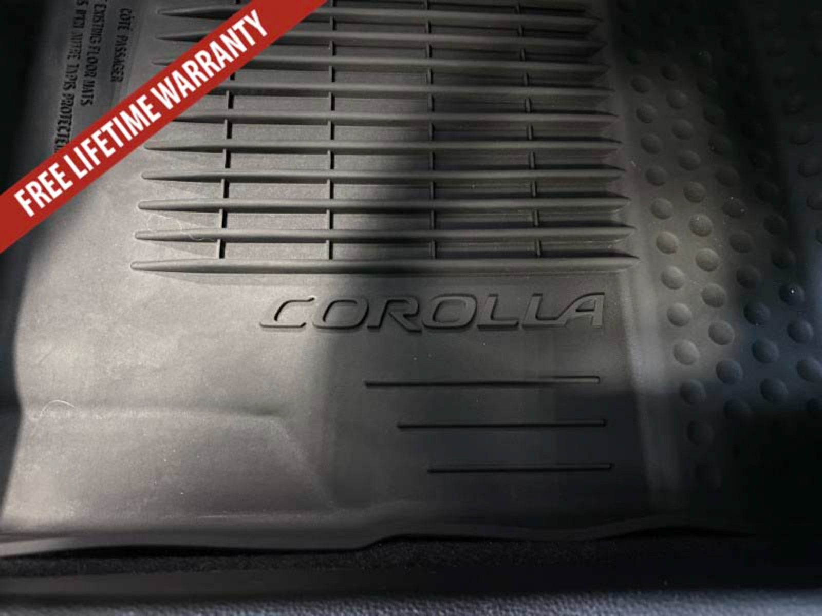 Used 2025 Toyota Corolla SE FWD image 39