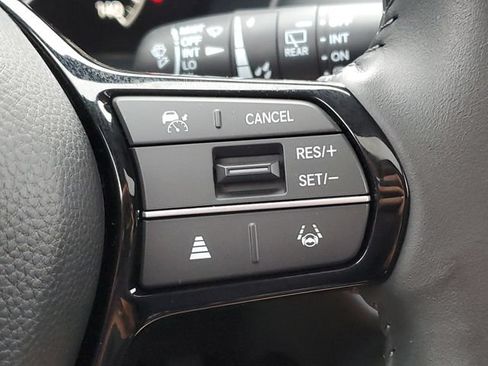 Used 2024 Honda HR-V EX-L image 23