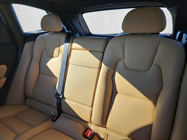 Used 2018 Volvo XC60 T6 Inscription w/ Convenience Package AWD/4WD image 15