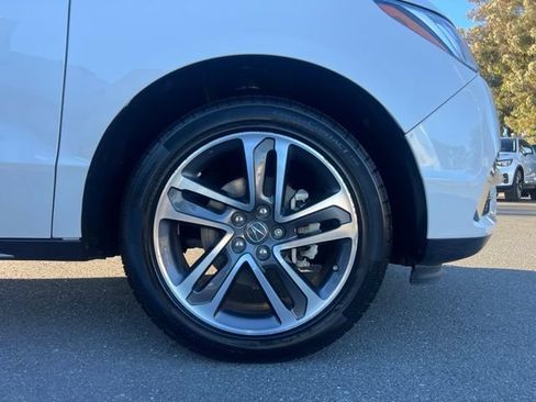 Used 2018 Acura MDX SH-AWD w/ Advance Package image 4