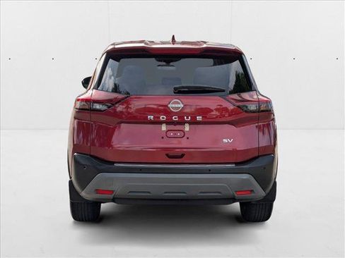 Used 2022 Nissan Rogue SV image 7