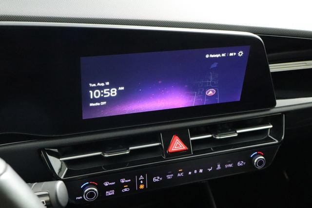 Certified 2023 Kia Niro Wind w/ Wind Preserve Package FWD image 19