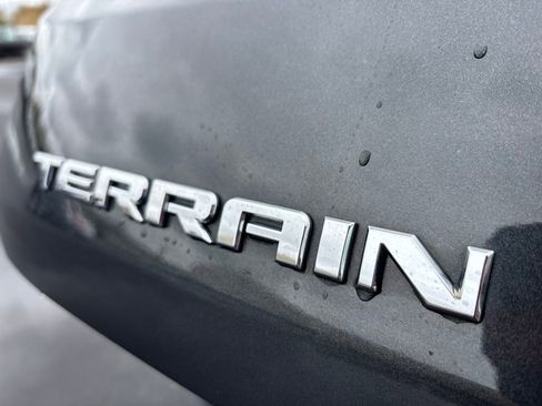 Used 2019 GMC Terrain SLE FWD image 32