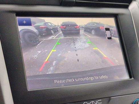 Used 2020 Ford Fusion SE image 29