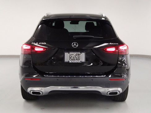 Certified 2025 Mercedes-Benz GLA 250 4MATIC image 6
