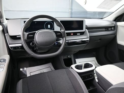 Used 2024 Hyundai Ioniq 5 SEL RWD image 26