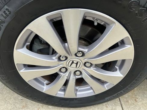 Used 2016 Honda Odyssey SE image 9