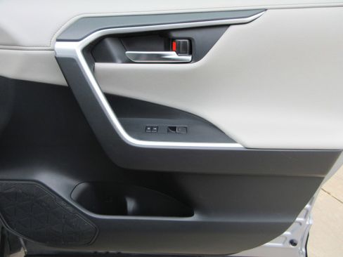 Used 2022 Toyota RAV4 Limited w/ Limited Grade Weather Package image 25