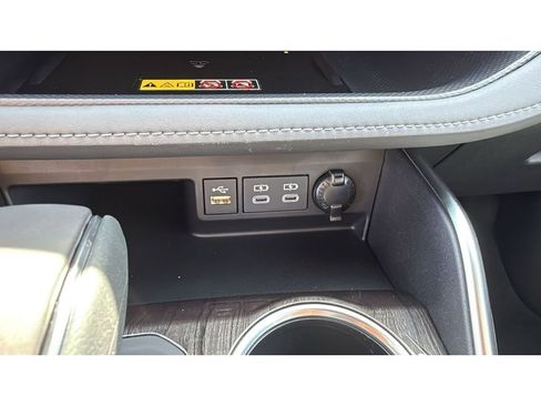 New 2026 Toyota Highlander Platinum AWD/4WD image 28
