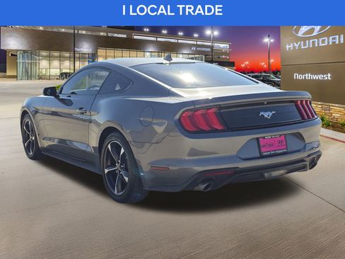 Used 2021 Ford Mustang Coupe image 9