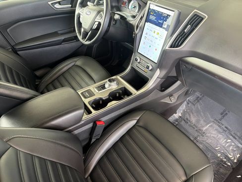 Used 2023 Ford Edge SEL w/ Convenience Package AWD/4WD image 18