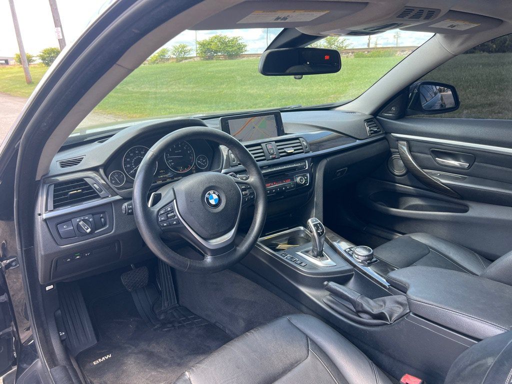 Used 2014 BMW 428i Coupe w/ Technology Package RWD image 11