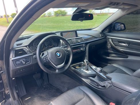 Used 2014 BMW 428i Coupe w/ Technology Package image 11
