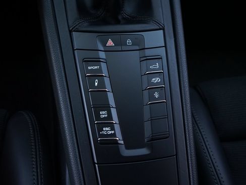 Used 2019 Porsche 911 GT3 RWD image 19